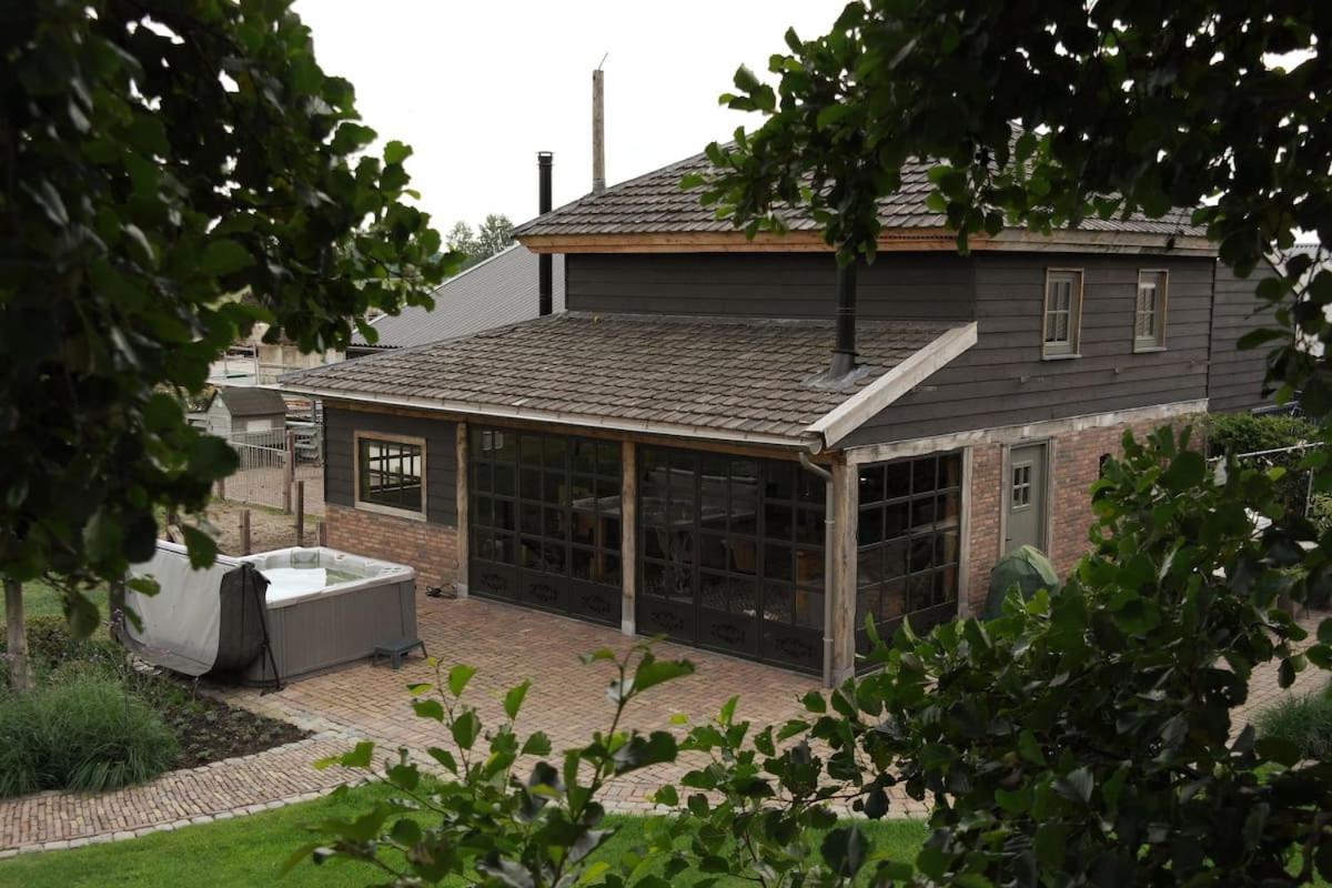 Landgoed Versteegh Nabij Heerlijkheid Marienwaerdt Beesd Exterior foto